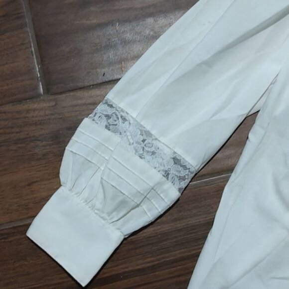 L white lace peasant blouse - Picture 2 of 5